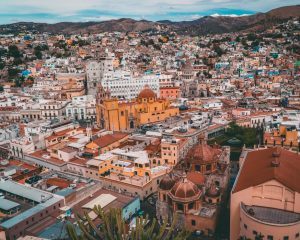 Skyline photo of a Mexican city